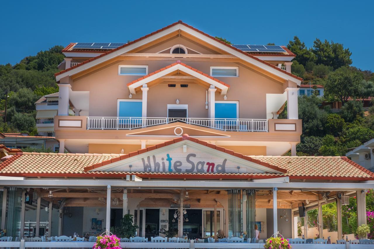 Whitesands Beach Resort Paralia Vrachou Ngoại thất bức ảnh
